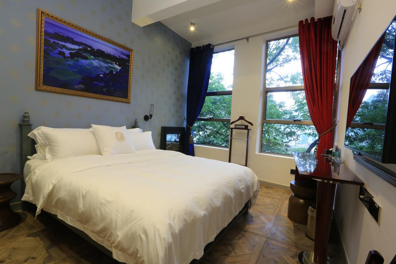 Fanli Hotel Yangshuo West Street Guilin Exterior foto